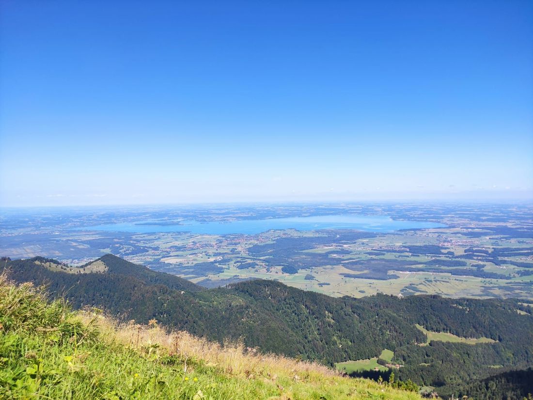 Blick vom Hochfelln ins Chiemgau Tal (Impressionen aus der Umgebung)