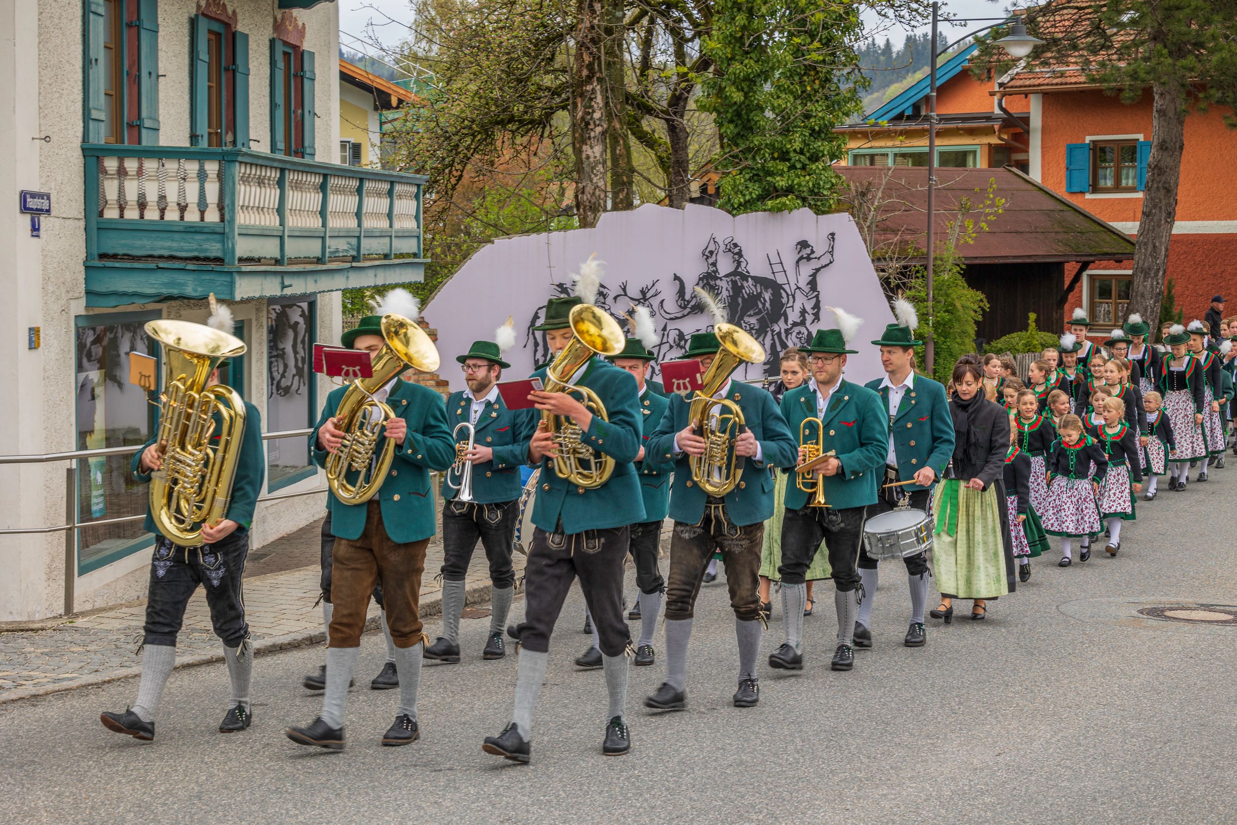 Maibaumaufstellen Siegsdorf