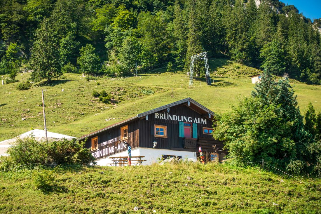 Blick-auf-die-Bründling-Alm