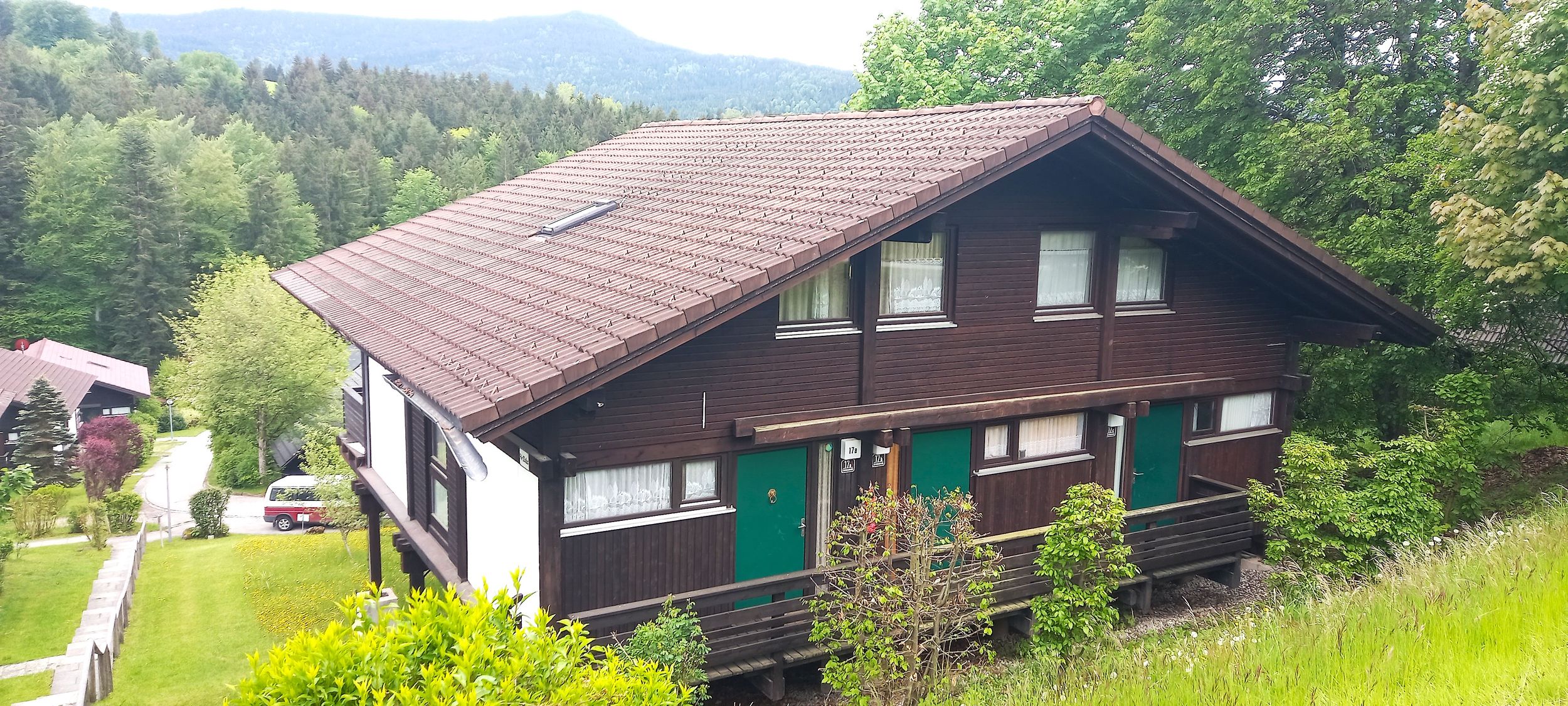 Lärchenstr 17b mittlere Wohnung